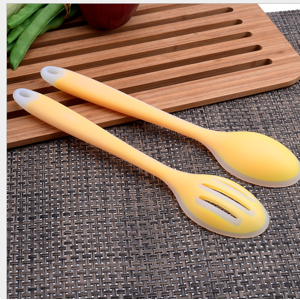 硅膠廚具怎么選不踩坑？2026廠家手把手選購指南【行業(yè)百科】